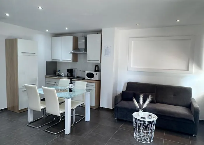 Miskovic 아파트 *