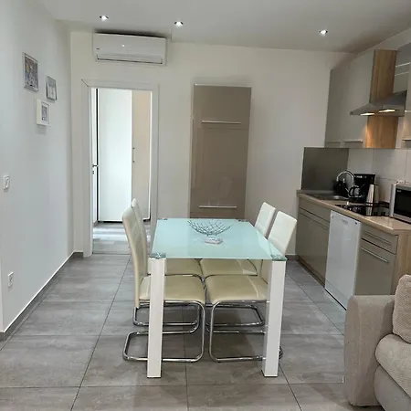 Miskovic Apartment